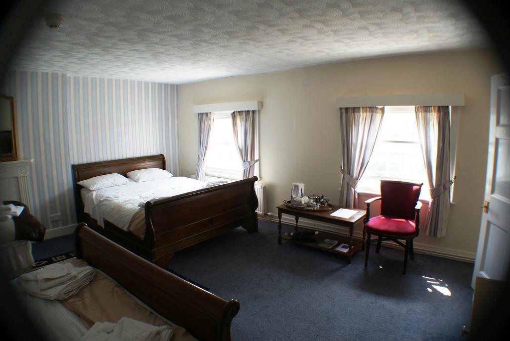 The Bank House Hotel Uttoxeter Extérieur photo